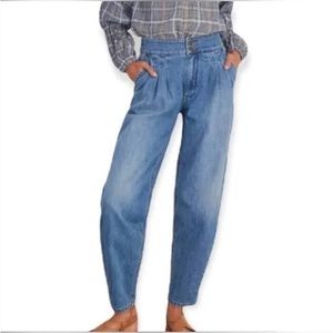 BLANK NYC the balloon blue jeans